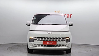 HYUNDAI STARIA 2023