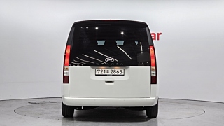 HYUNDAI STARIA 2023
