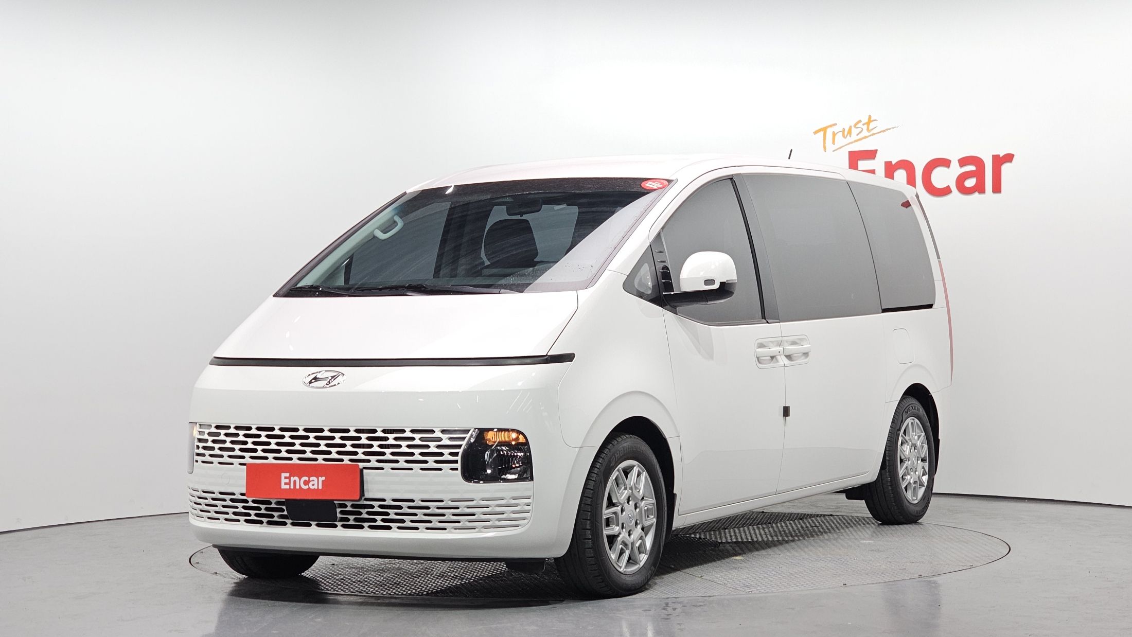 HYUNDAI STARIA 2023