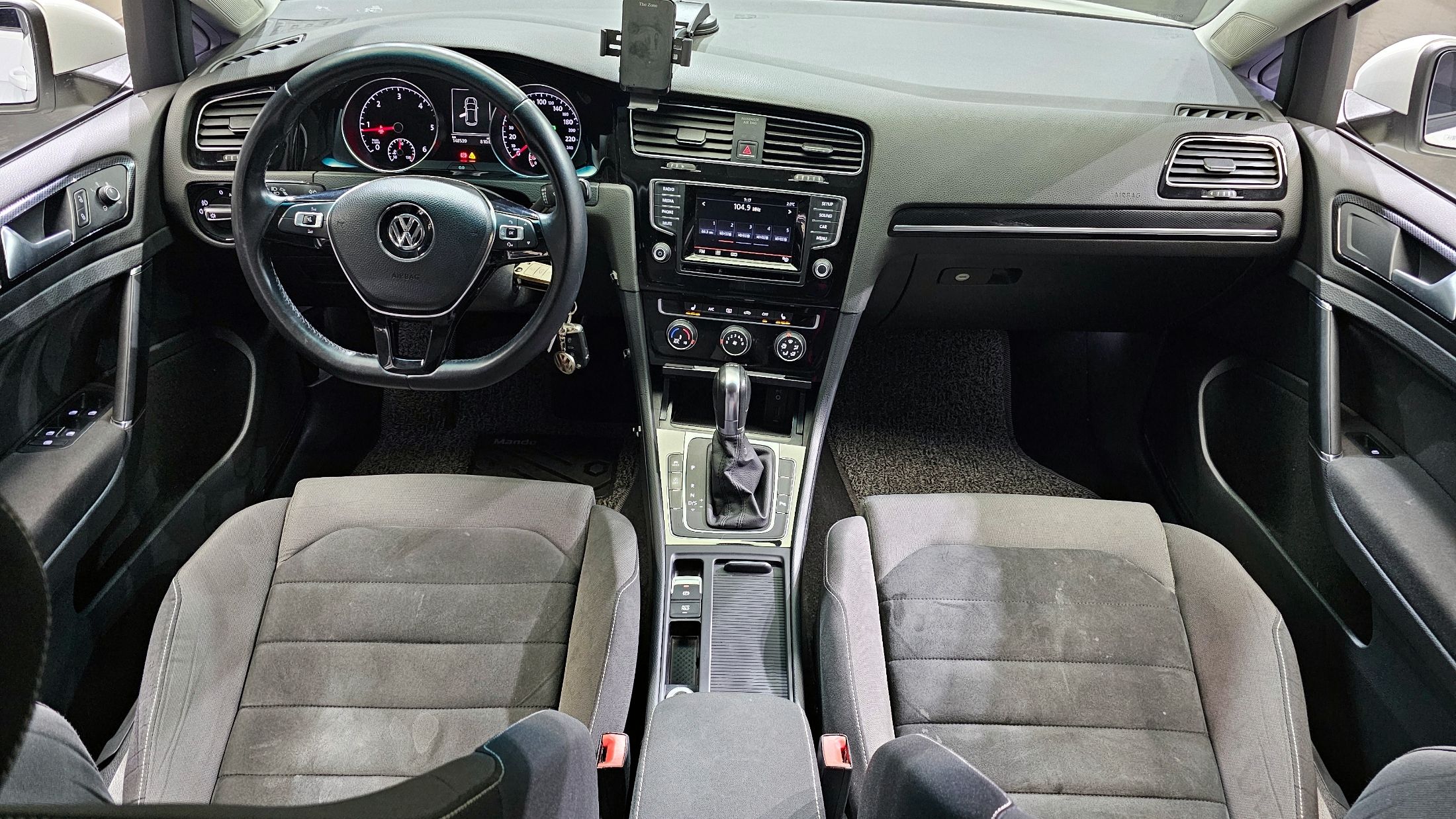 VOLKSWAGEN GOLF 2014