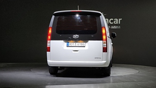 HYUNDAI STARIA 2022