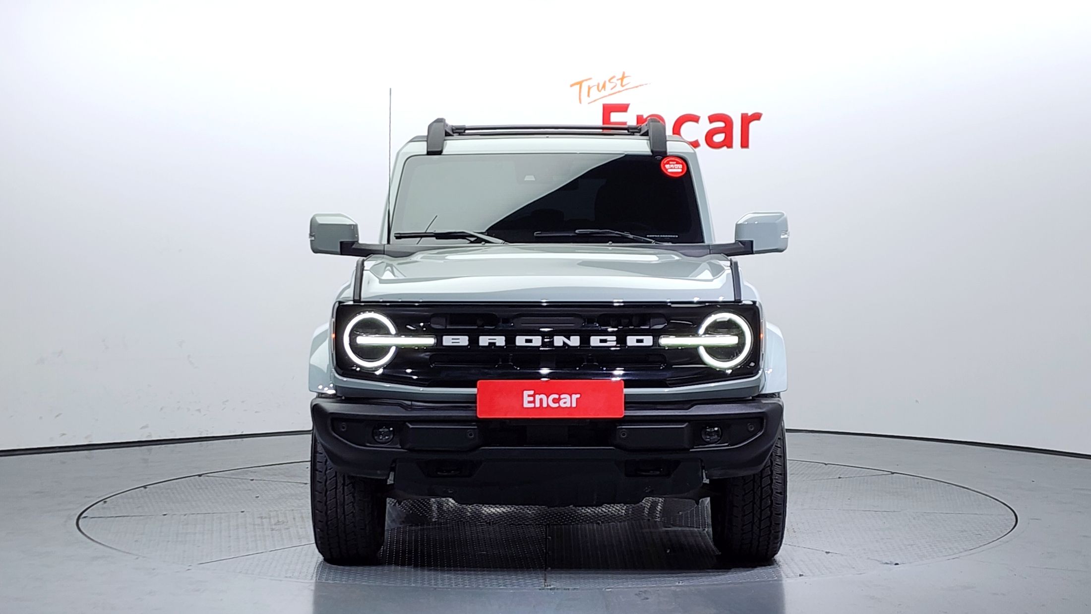 FORD BRONCO