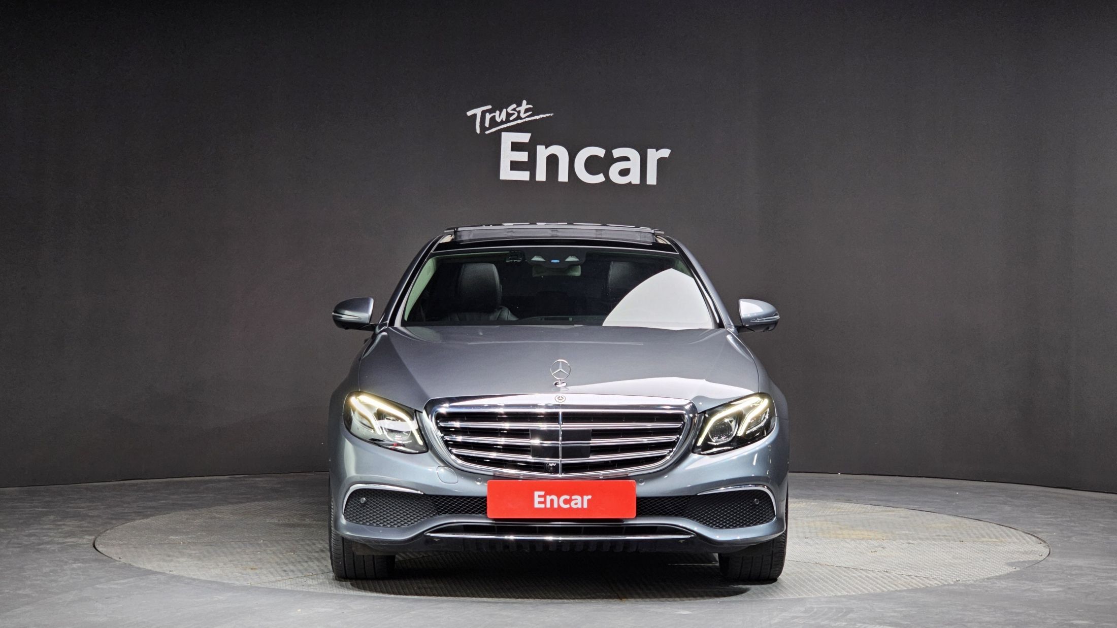 MERCEDES BENZ E-CLASS W213 2019