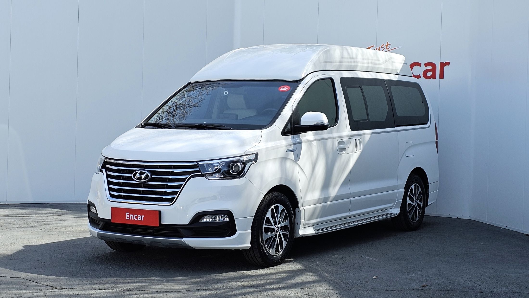 HYUNDAI STAREX GRAND