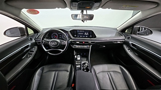 HYUNDAI SONATA DN8 2021