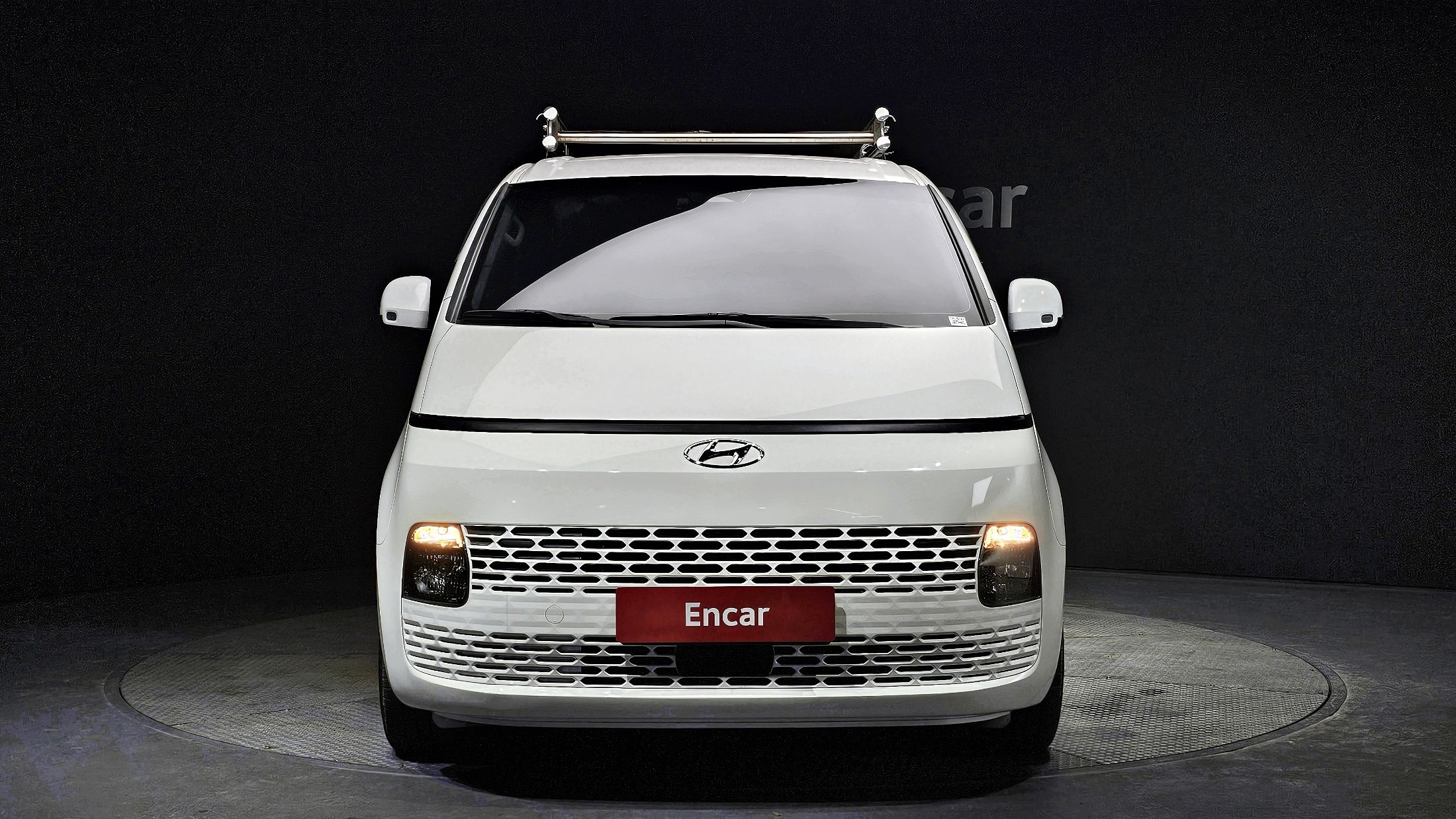 HYUNDAI STARIA 2021