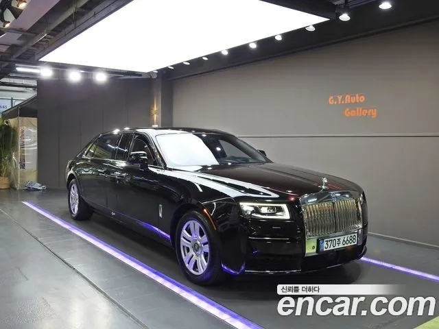 ROLLS ROYCE GHOST 2022