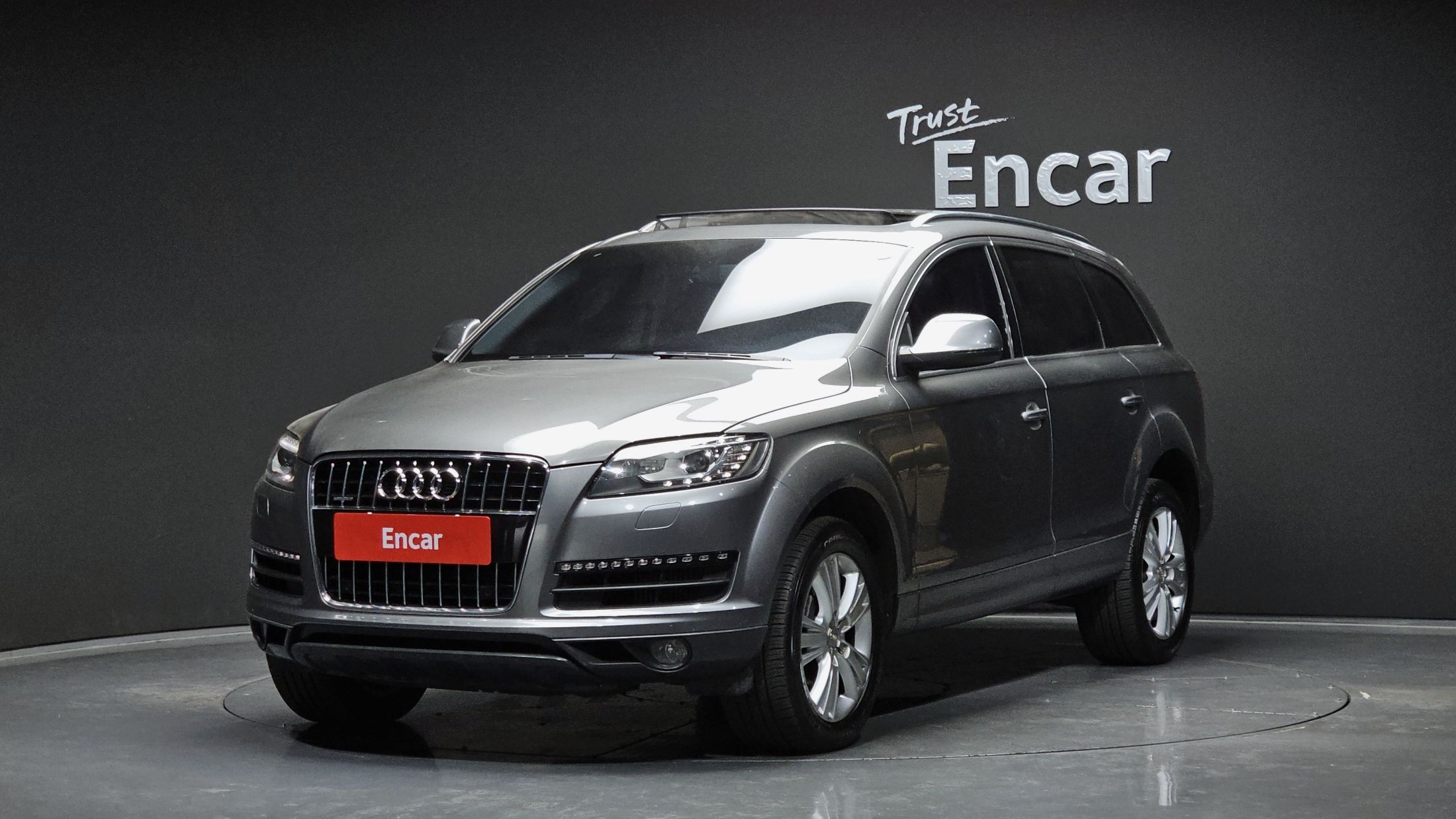 AUDI Q7 2015