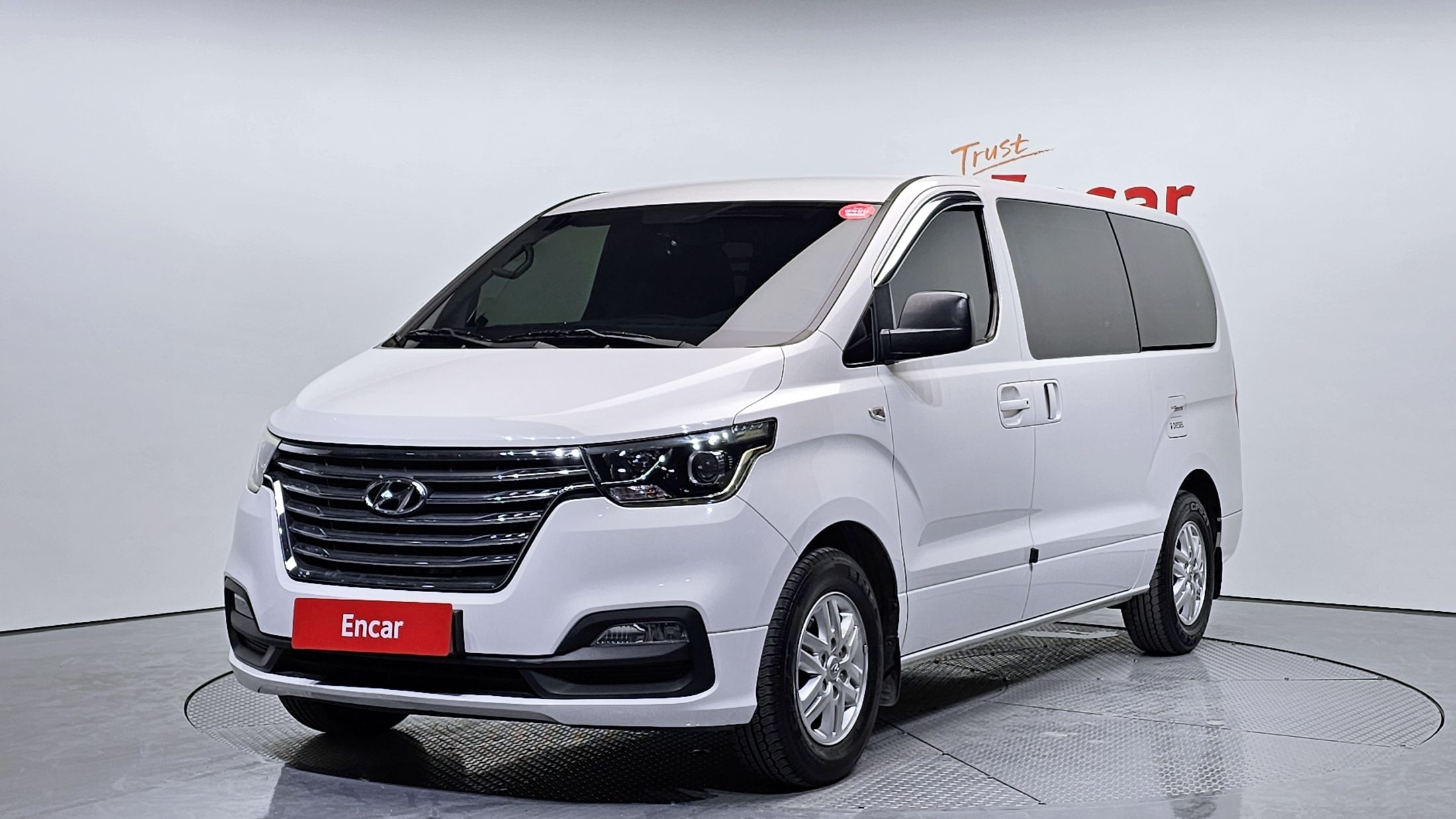 HYUNDAI STAREX GRAND