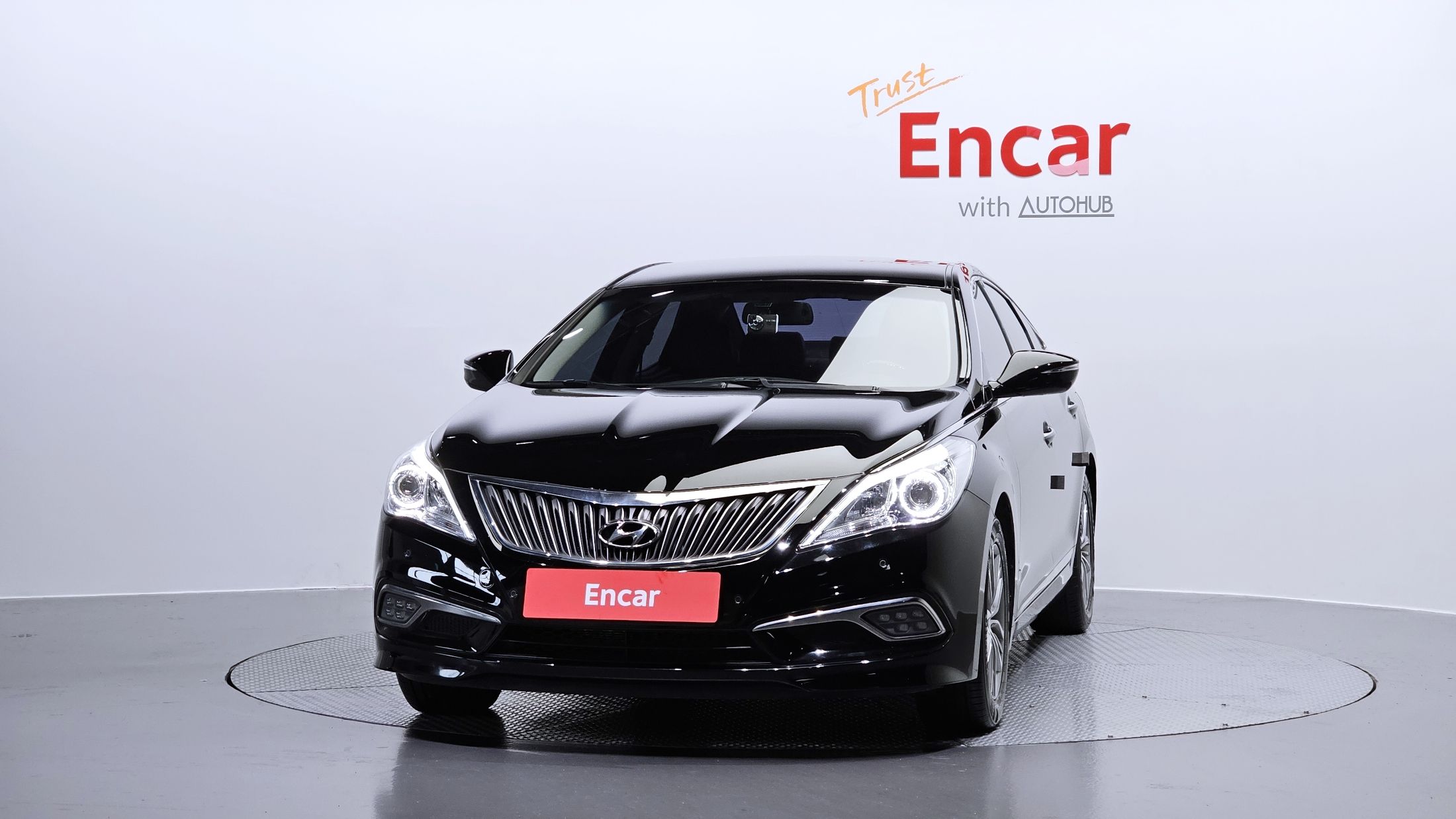 HYUNDAI GRANDEUR HG 2016