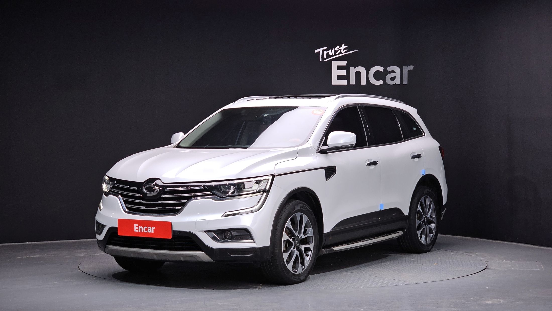 RENAULT SAMSUNG QM6