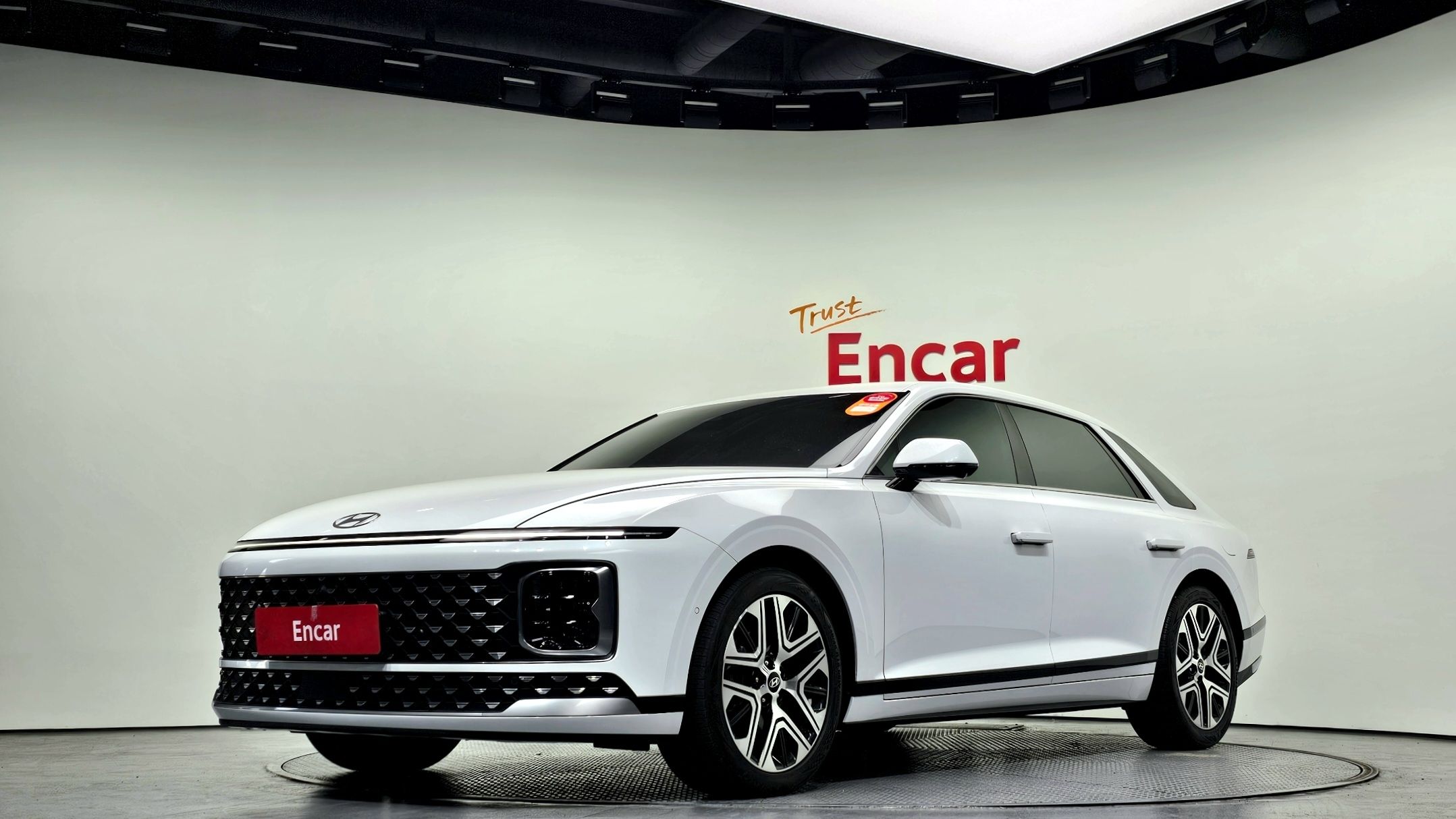 HYUNDAI GRANDEUR HYBRID GN7 2023