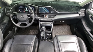 HYUNDAI GRANDEUR IG 2017