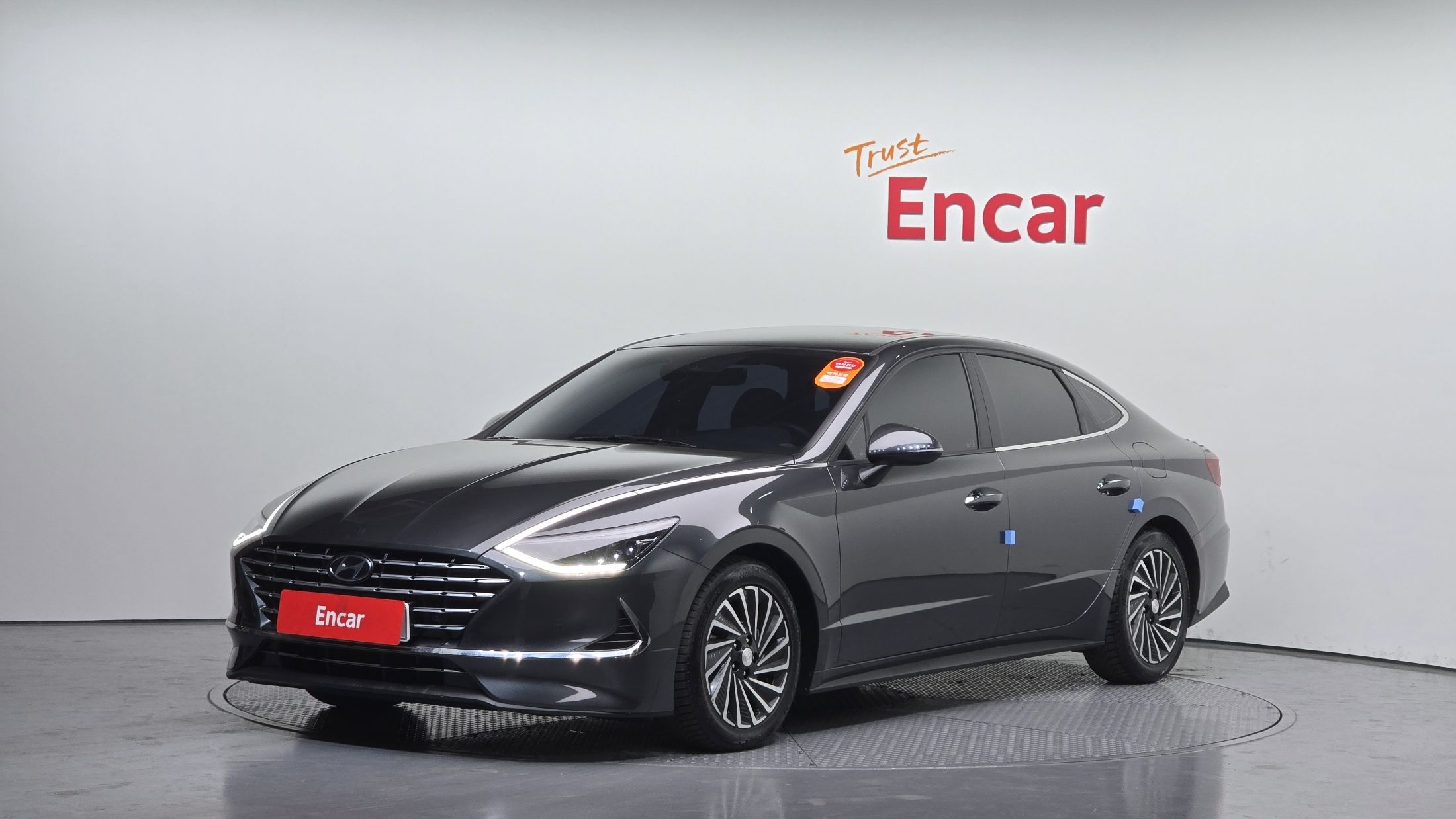 HYUNDAI SONATA HYBRID DN8