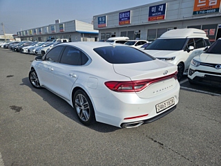 HYUNDAI GRANDEUR IG 2017