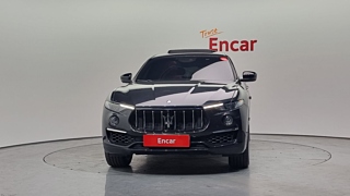MASERATI LEVANTE 2019