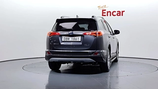 TOYOTA RAV4 2018