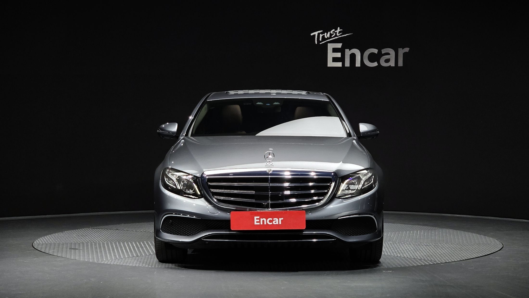 MERCEDES BENZ E-CLASS W213 2020