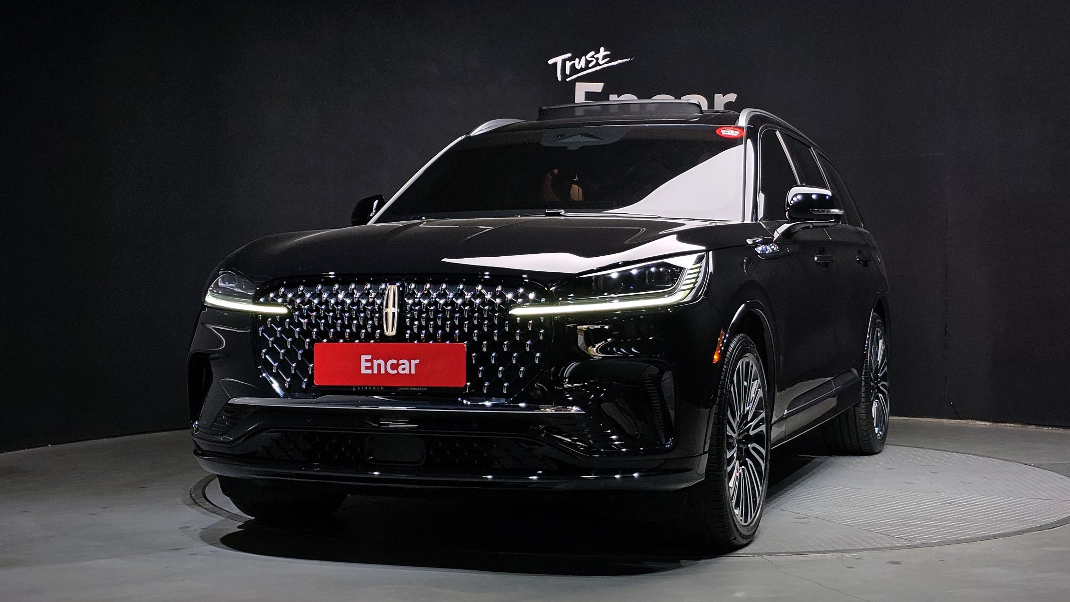 LINCOLN AVIATOR