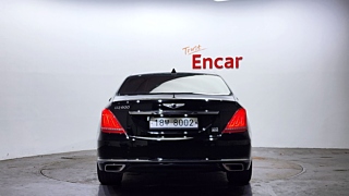 GENESIS EQ900 2016