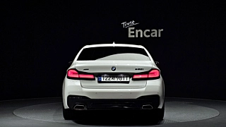BMW 5-SERIES G30 2022