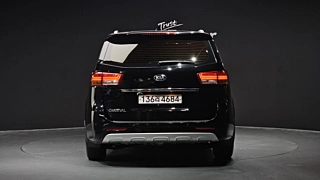 KIA CARNIVAL 2018