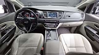 KIA CARNIVAL 2018