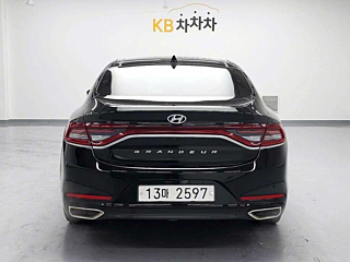 HYUNDAI GRANDEUR IG 2017