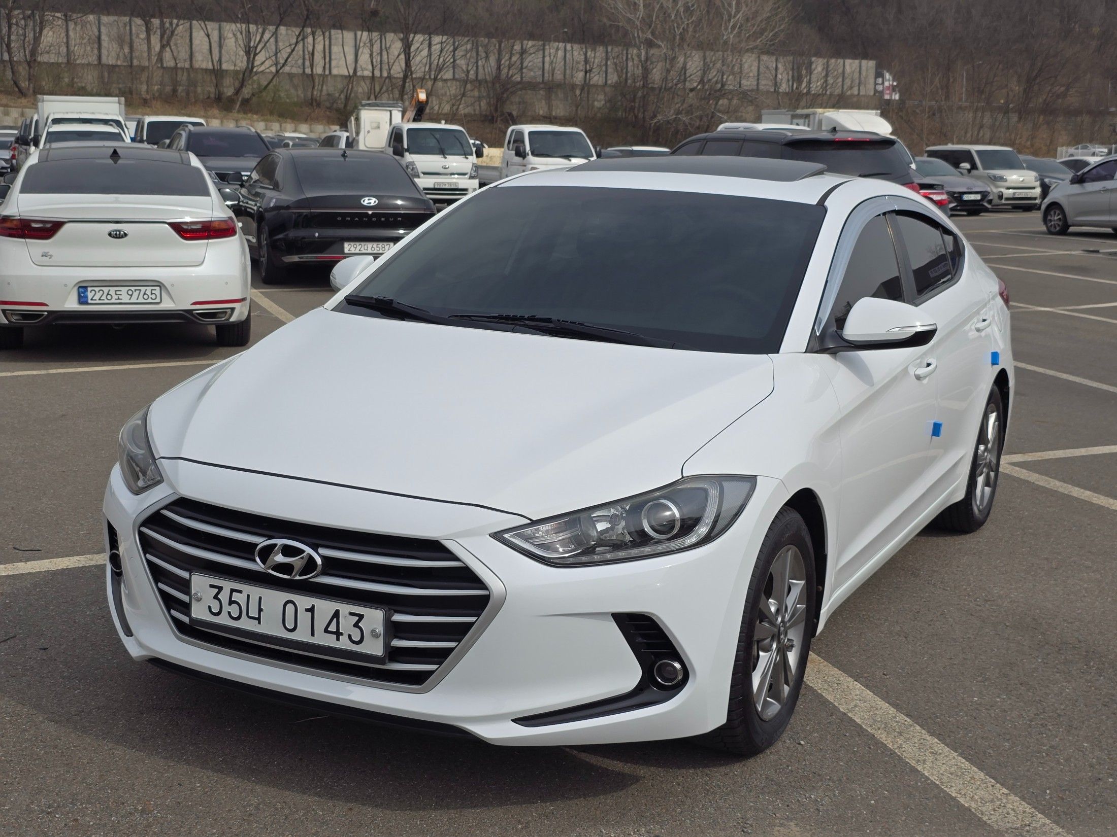 HYUNDAI AVANTE AD 2016