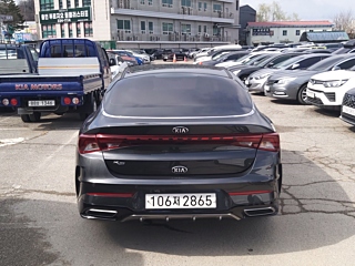 KIA K5 2021