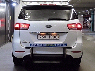 KIA CARNIVAL 2016