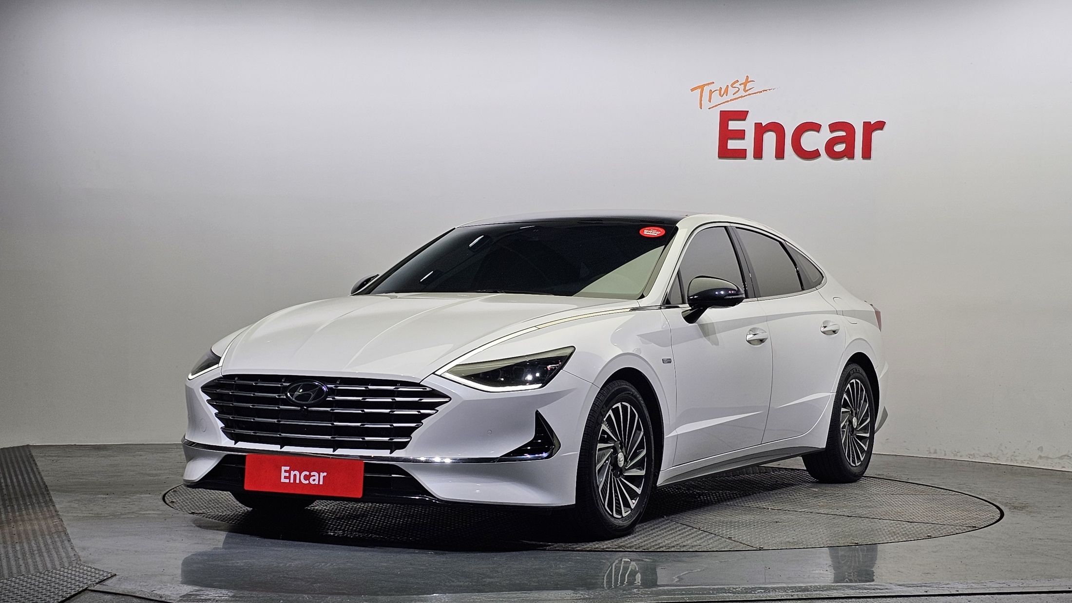 HYUNDAI SONATA HYBRID DN8