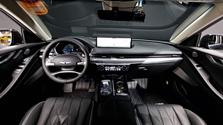 GENESIS G80 RG3 2023