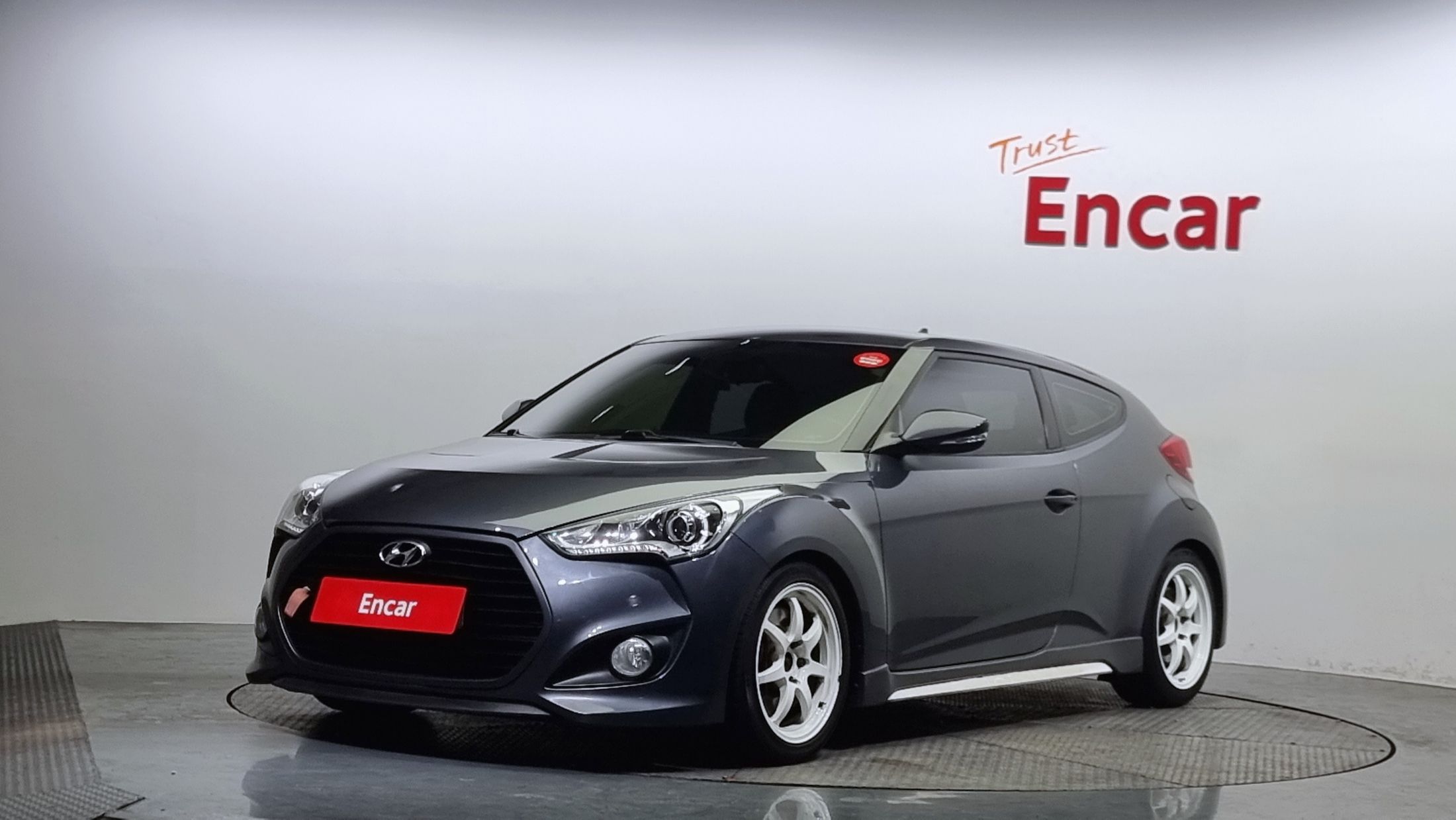 HYUNDAI VELOSTER 2013