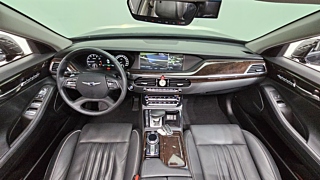 GENESIS EQ900 2016