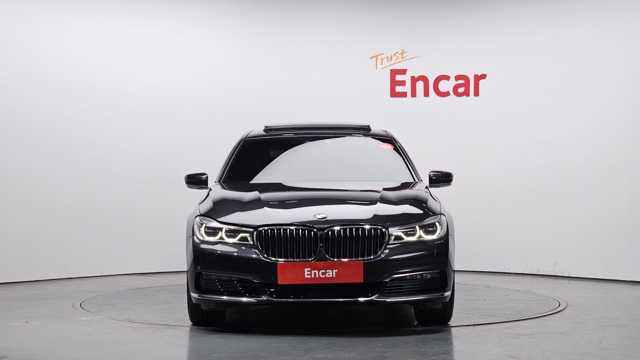 BMW 7-SERIES G11 2016