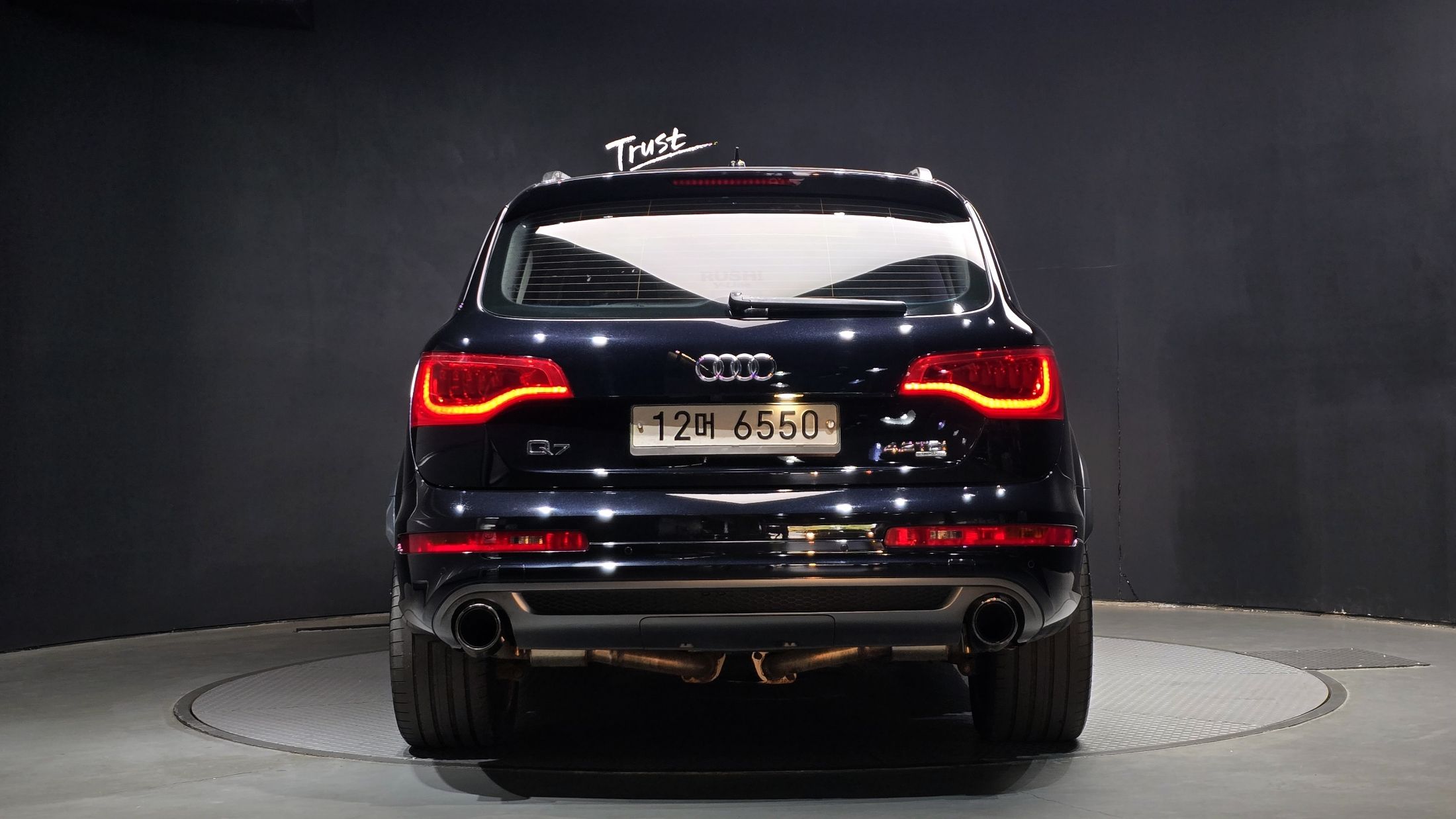AUDI Q7 2012