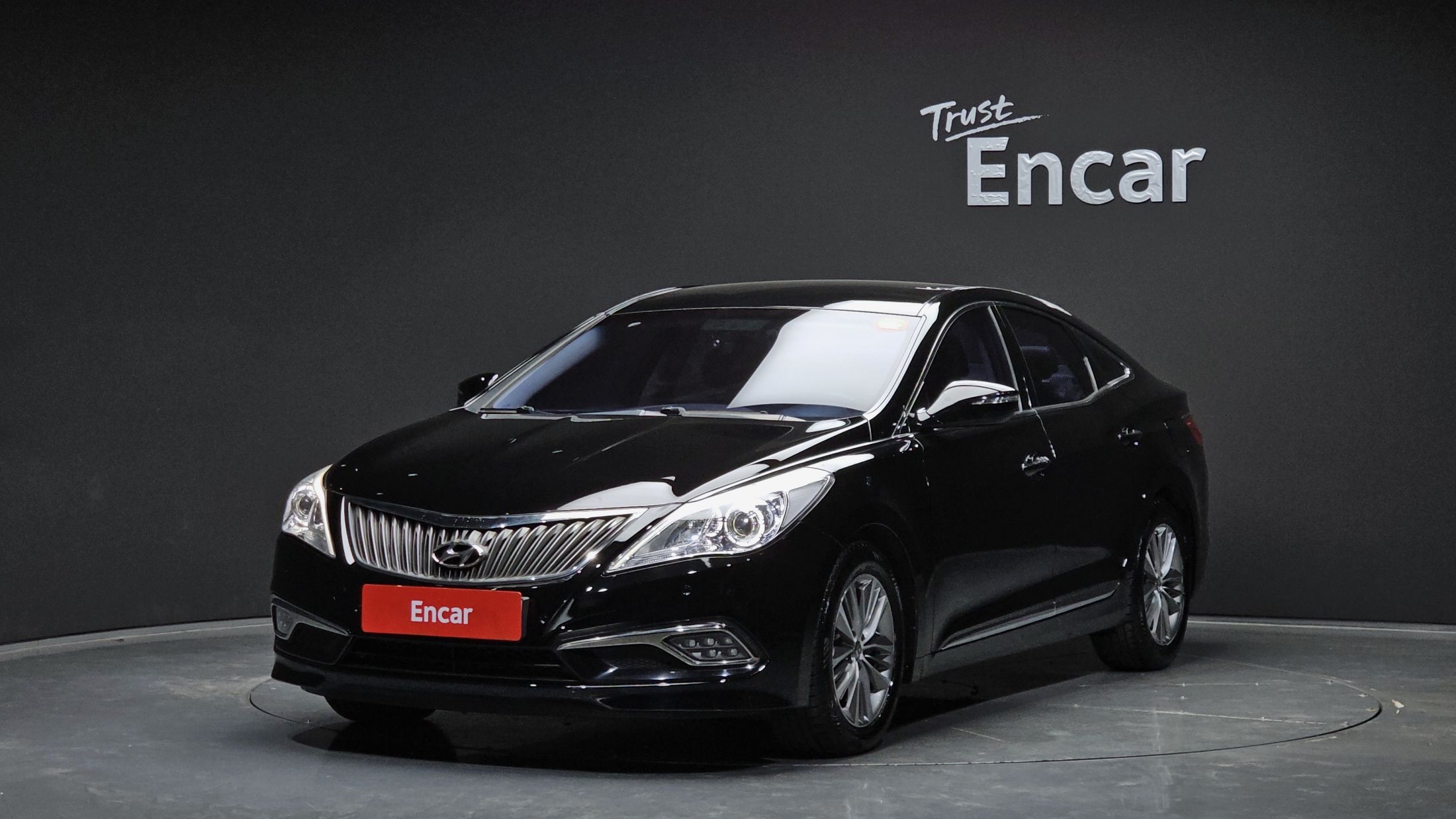 HYUNDAI GRANDEUR HG 2015