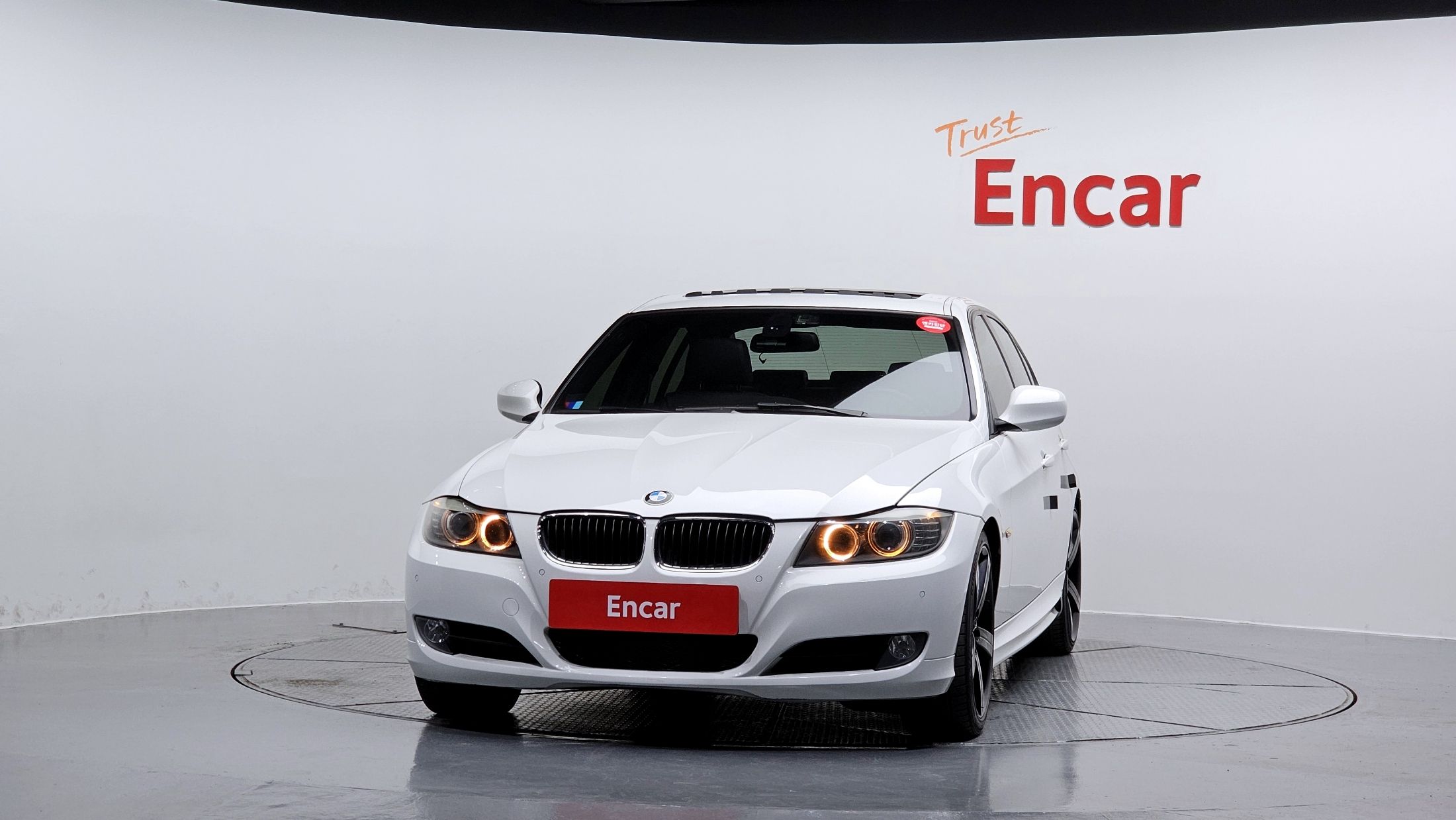 BMW 3-SERIES E90 2011