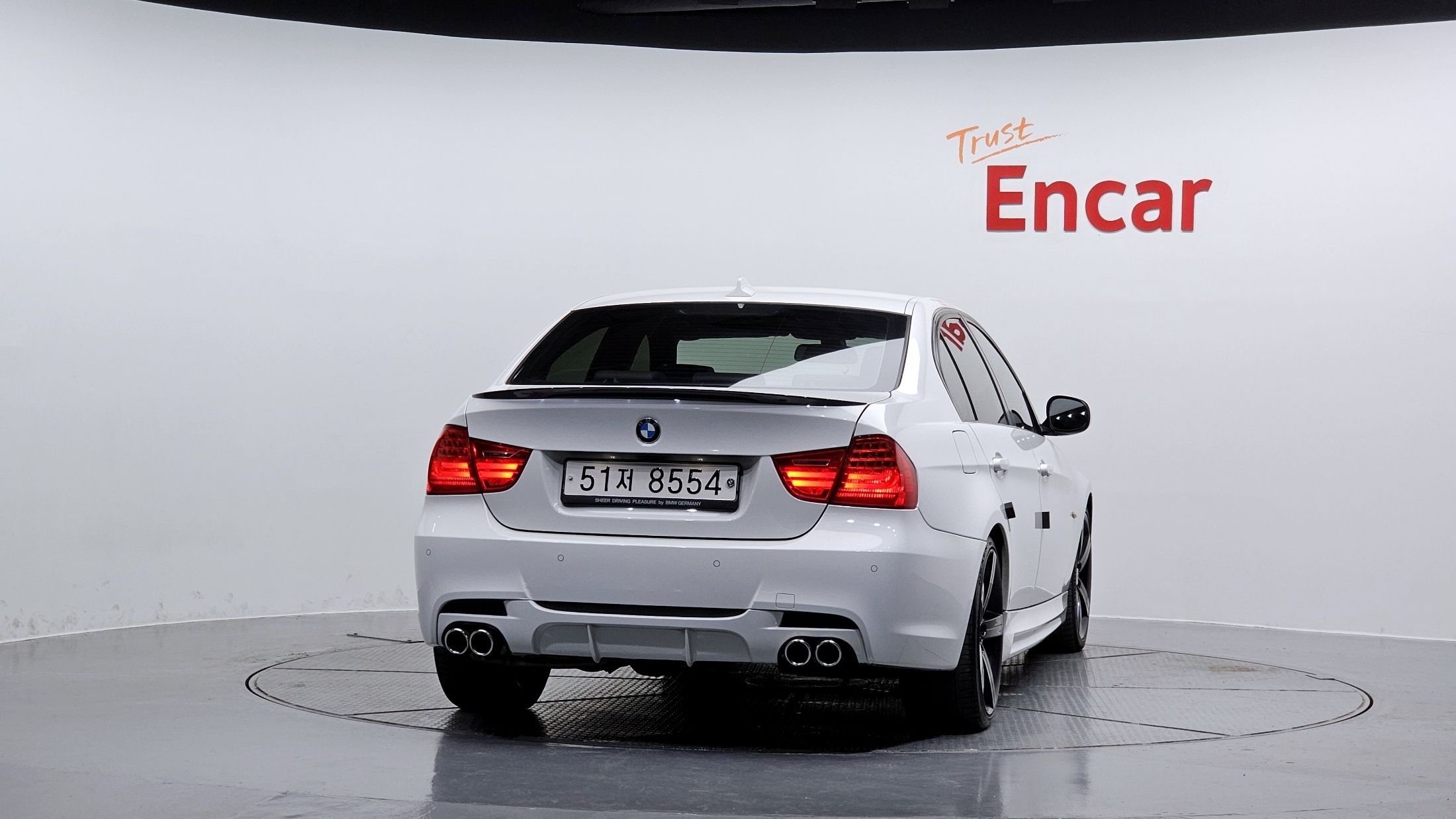 BMW 3-SERIES E90 2011