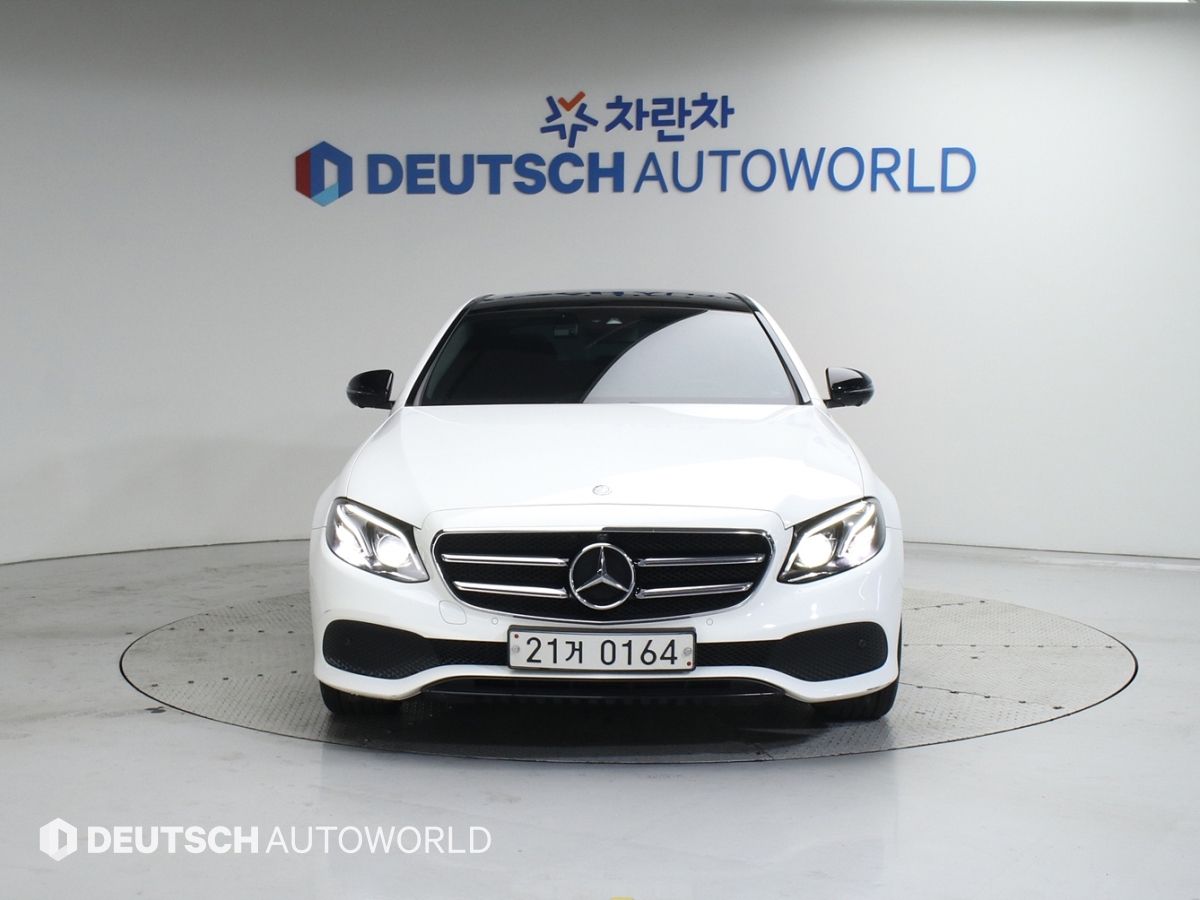 MERCEDES BENZ E-CLASS W213 2016