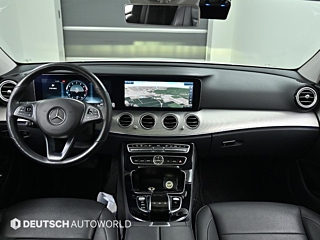 MERCEDES BENZ E-CLASS W213 2016