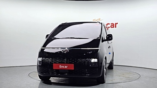HYUNDAI STARIA 2023