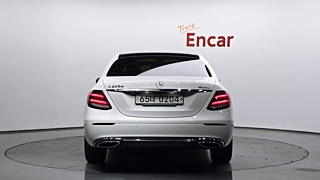 MERCEDES BENZ E-CLASS W213 2016
