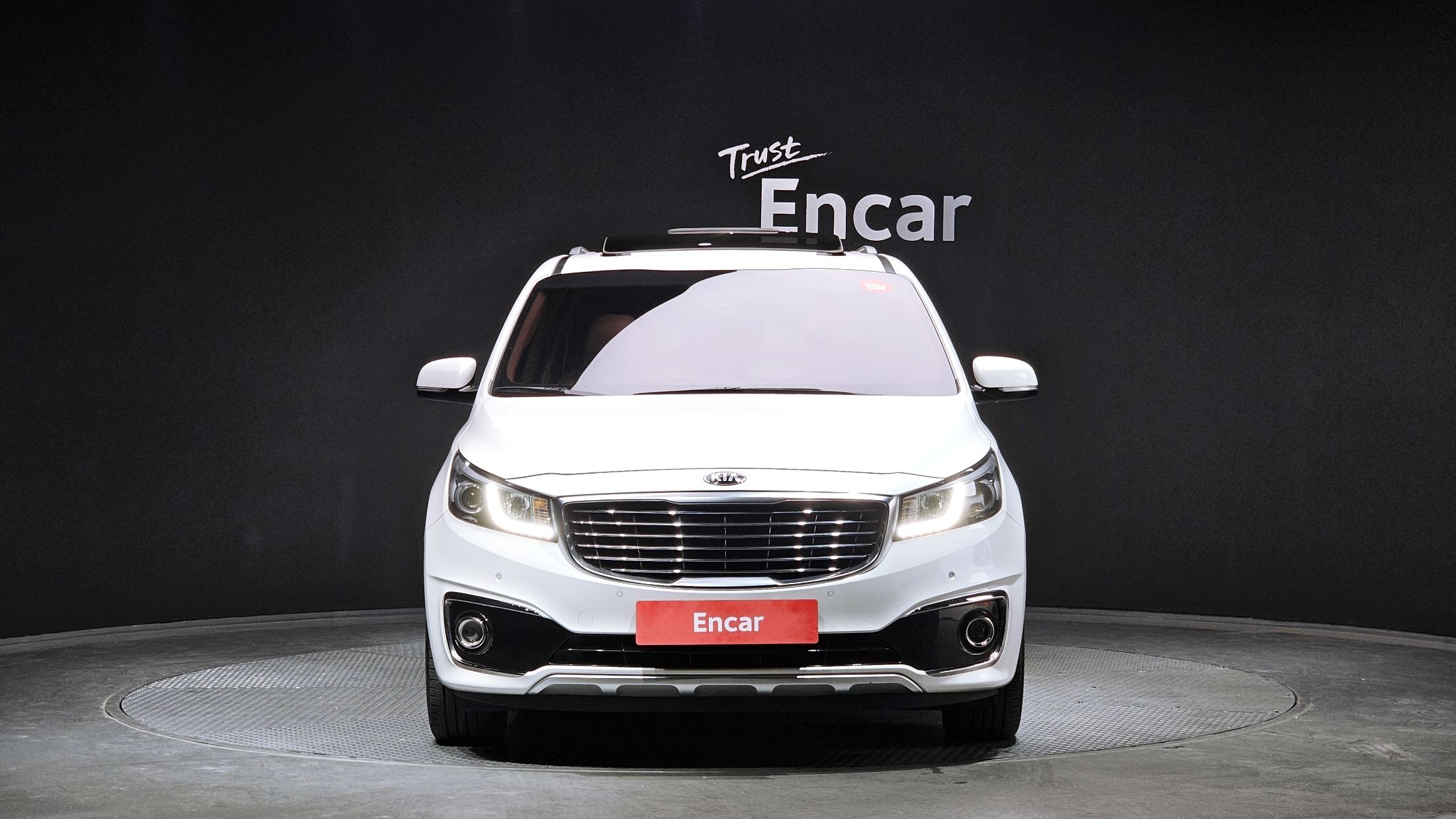 KIA CARNIVAL 2018