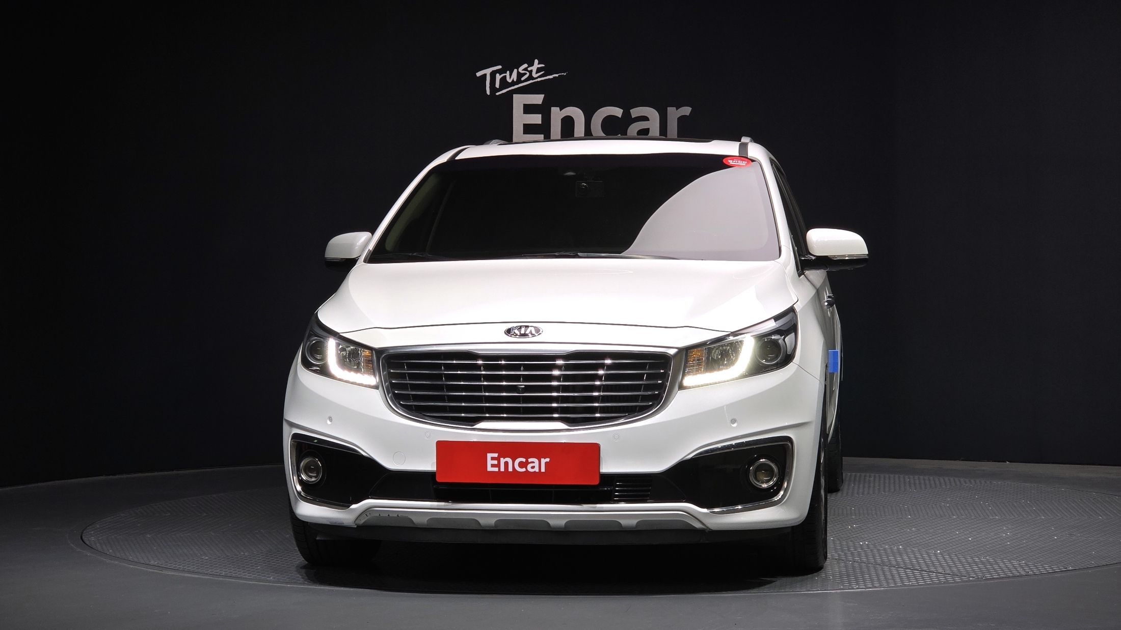 KIA CARNIVAL 2017