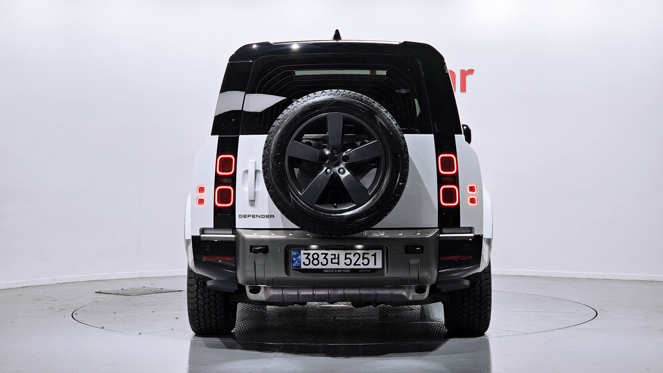 LAND ROVER DEFENDER L663