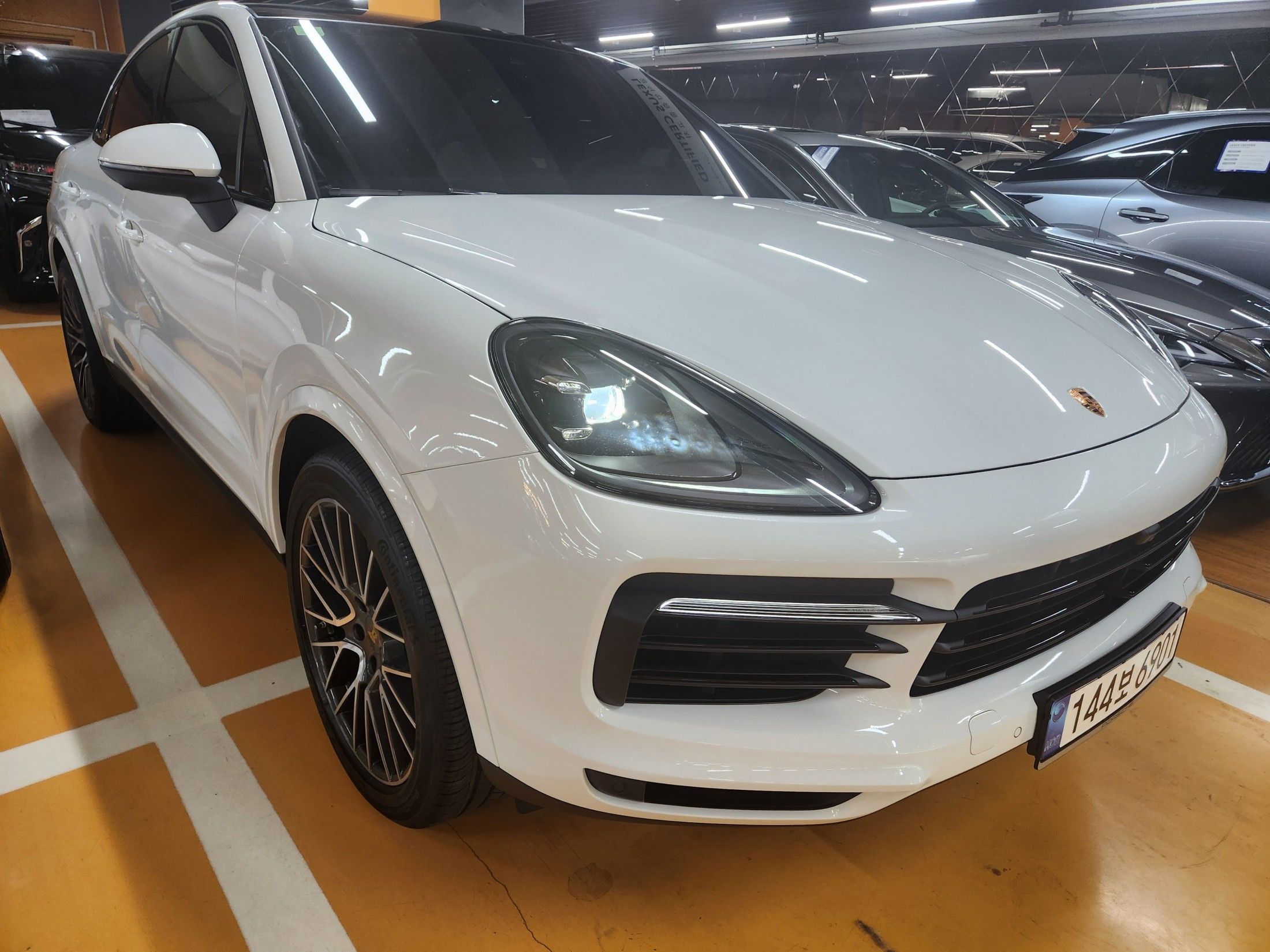 PORSCHE CAYENNE PO536 2023