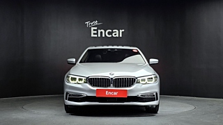 BMW 5-SERIES G30 2019