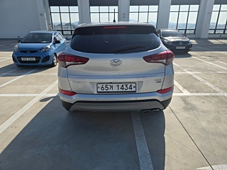 HYUNDAI TUCSON 2018